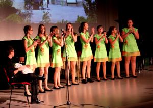 ON 7   Mlade pevke  I-zborčka OŠ Nazarje  Foto Jože Miklavc